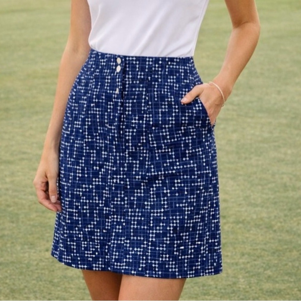 Slazenger Golf Skort/Skirt Built In Shorts Women's Size
10
